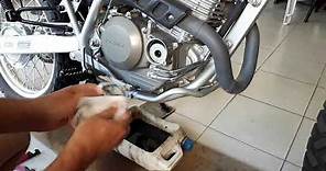 Como cambiar aceite y filtro de motocicleta Honda Tornado XR 250 Honda Twister 250