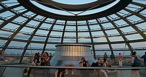 Visita al Parlamento Alemán, el Reichstag, en Berlin