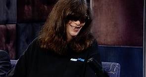 Joey Ramone Once Played A Wild Prank On Johnny Rotten | Late Night with Conan O’Brien