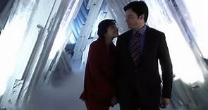 Smallville || Prophecy 10x20 (Clois) || Clark Takes Lois to the Fortress & She Gets His Powers [HD]
