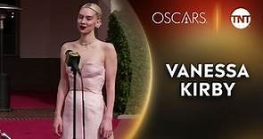 Vanessa Kirby en la Alfombra Roja de Oscars® 2021