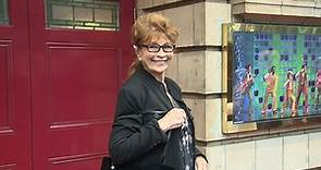 Nanette Newman visits Shaftesbury Theatre for gala in 2016