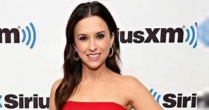 The Unique Way Hallmark's Lacey Chabert Announced Her Pregnancy #tvcelebrity #tv