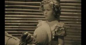 Shirley Temple sings Auld Lang Syne