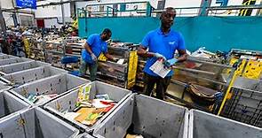 VIDÉO. À Saint-Étienne-du-Rouvray, l’entreprise d’insertion Nouvelle Attitude recycle les livres