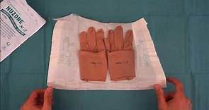 Come indossare i guanti sterili