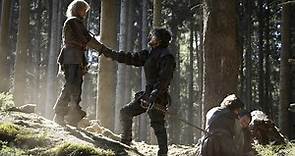 The Musketeers - Series 2: 1. Keep Your Friends Close