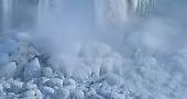 Breathtaking view of Niagara falls in Winter ❄️