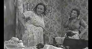 Anna Magnani, l'iniezione, da Bellissima (1951) un film di Luchino Visconti