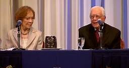 El expresidente Jimmy Carter y su esposa celebran 75 años de matrimonio