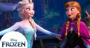 Elsa and Anna Celebrate SUMMER in Arendelle | Frozen