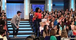 Ellen Puts Her Audience Members 'On the Spot' for 12 Days Tickets!