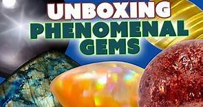 All About Phenomenal Gemstones: Star Sapphire, Labradorite, More!