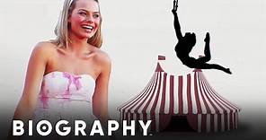 Margot Robbie: Leading Lady and Trapeze Artist | Biography