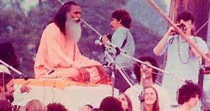a1 Woodstock 1969 Swami Satchidananda