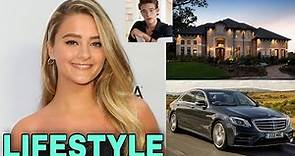 Lizzy Greene Lifestyle, Networth, Boyfriend, Facts, Hobbies, Age And Biography 2021 | Celeb's Life