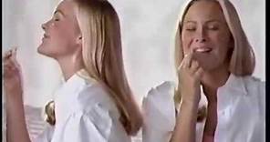 Brittany and Cynthia Daniel - Wrigley's Doublemint Chewing Gum Commercial (1995)