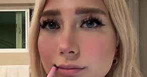 @Kylie Jenner okurrrrr 🔥🔥🔥 #fyp #fypage #lips #lipliner #hack #overline #lipstick #kyliejenner #kyliecosmetics #makeuphacks #foryoupage
