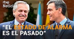 PEDRO SÁNCHEZ recibe al presidente de ARGENTINA, de gira por Europa | RTVE Noticias