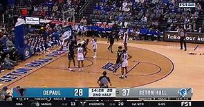 Tae Davis throws down a dunk to extend Seton Hall's lead