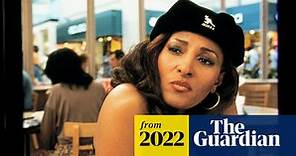 Jackie Brown review – Tarantino’s most romantic film is a stone-cold classic