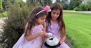 Happy Birthday Cake Vending Machine with Deema and Sally stories