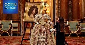 Una exhibición en Londres homenajea el bicentenario del nacimiento de la reina Victoria