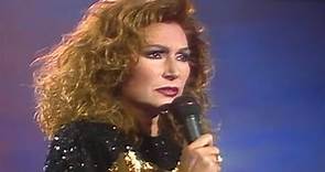 Rocío Jurado interpreta «Punto de partida» (1989)