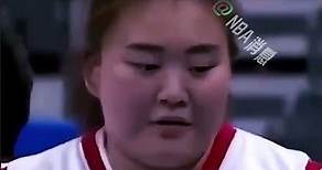 #中國人自己的奧尼爾 #大運會中國隊金牌榜獎牌榜第一 大運會女籃中國vs波蘭 #成都大運會 #奧尼爾 #劉禹彤 大運會 真是防不了一點！劉禹彤籃下無人能敵！這就是我們中國的奧尼爾