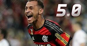 Alan Patrick completa 50 jogos pelo Flamengo
