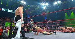 Samoa Joe RETURNS and joins TEAM HOGAN - TNA Classic Moments