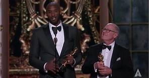 Glen Keane and Kobe Bryant - "Dear Basketball" wins Best Animated Short Film | 90th Oscars (2018)