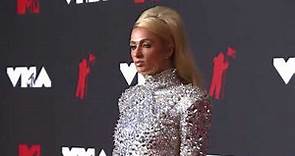 Paris Hilton @ Red Carpet MTV VMAs 2021