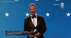 Jeremy Strong wins at Critics Choice Awards 2020