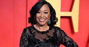 Shonda Rhimes diz que público coloca muito peso no filme “Barbie“ | CNN Brasil