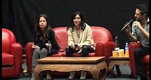 Holly Marie Combs and Shannen Doherty Charmed Convention Panel Part 1.