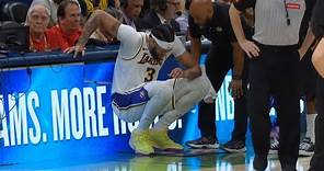 Anthony Davis in pain and can hardly walk after back injury in final game of season