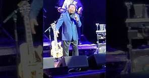 George Benson live JAZZ performance: Catch the Lengend in ACTION! (1)
