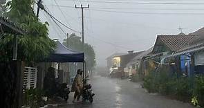 Heavy Rain and Lightning on a Beautiful Dusk | Terrible Thunderstorms in Rural Indonesia