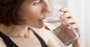 水喝多少才夠？營養師：3狀況再多喝　「黃金時間、公式」一次公開 | ETtoday健康雲 | ETtoday新聞雲