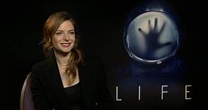 Rebecca Ferguson, protagonista di Life: “Gli alieni esistono e ci sorprenderanno”