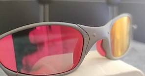 Oakley Juliet 1 🔥 fire lens high quality materials polarised lens comes with complete pack box hard zip case HDO soft pouch Oakley microfiber cloth #oakley #splice #sunglasses