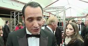 Jean Dujardin - HFPA Red Carpet Interview- Golden Globes 2012