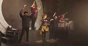 Lindsey Stirling - Roundtable Rival (Live From London)