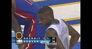 Earl Boykins Becomes Shortest Player Ever to Score 30 Points
