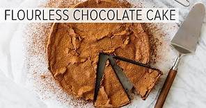 FLOURLESS CHOCOLATE CAKE | easy, gluten-free, paleo and keto friendly