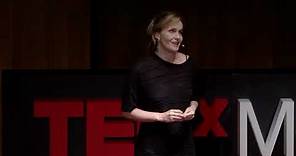 Il potere delle storie | Lucia Mascino | TEDxMacerata