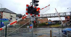 Grimsby Wellowgate Level Crossing, Lincolnshire