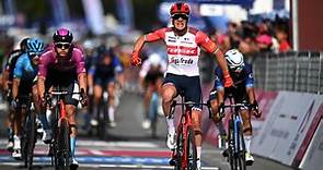 Giro de Italia 2023 | Vídeo resumen 6ª etapa, ganador y clasificaciones - Victoria de Mads Pedersen en Nápoles - Hoy - Ciclismo vídeo - Eurosport