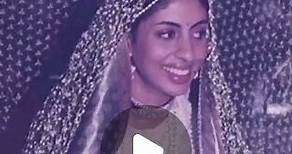 Bollywood Hungama🎥 on Instagram: "When Shweta Bachchan and Nikhil Nanda got married in 1997. Watch the full video to see an emotional father-daughter moment 😢 😭 How beautiful! Amitabh Bachchan has always mentioned how Shweta is so special to him. ✨️✨️🤩"